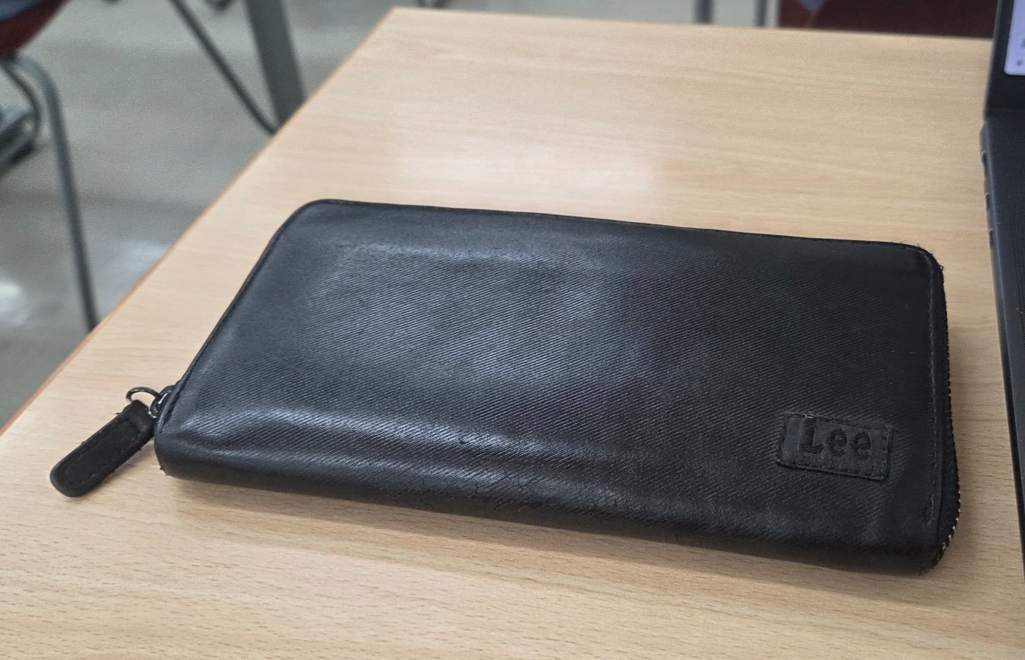 黒染め後の財布